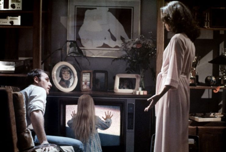 1760453462_horrorintroductionpoltergeistjpg.jpg
