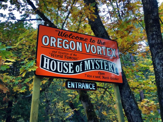 1789559847_enteringtheoregonvortex6275492718jpg.jpg