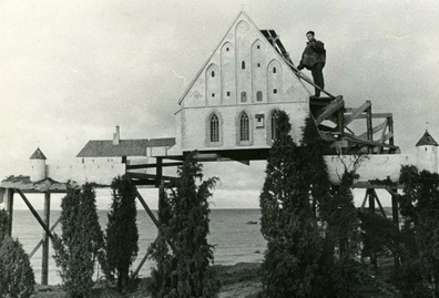 1792649442_domaketjpg.jpg