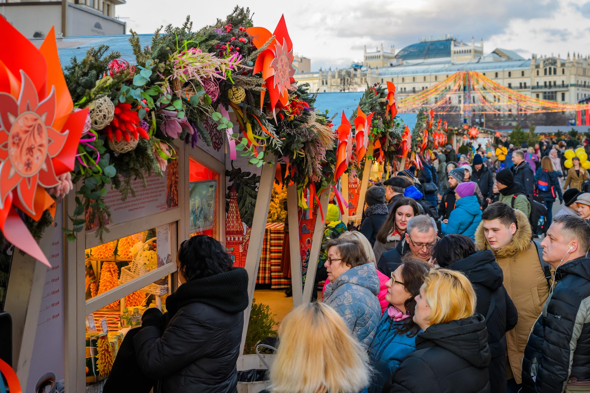масленица ярмарка. московская масленица. фестиваль московская масленица провели впервые в столице. масленица встреча. масленица площадки.