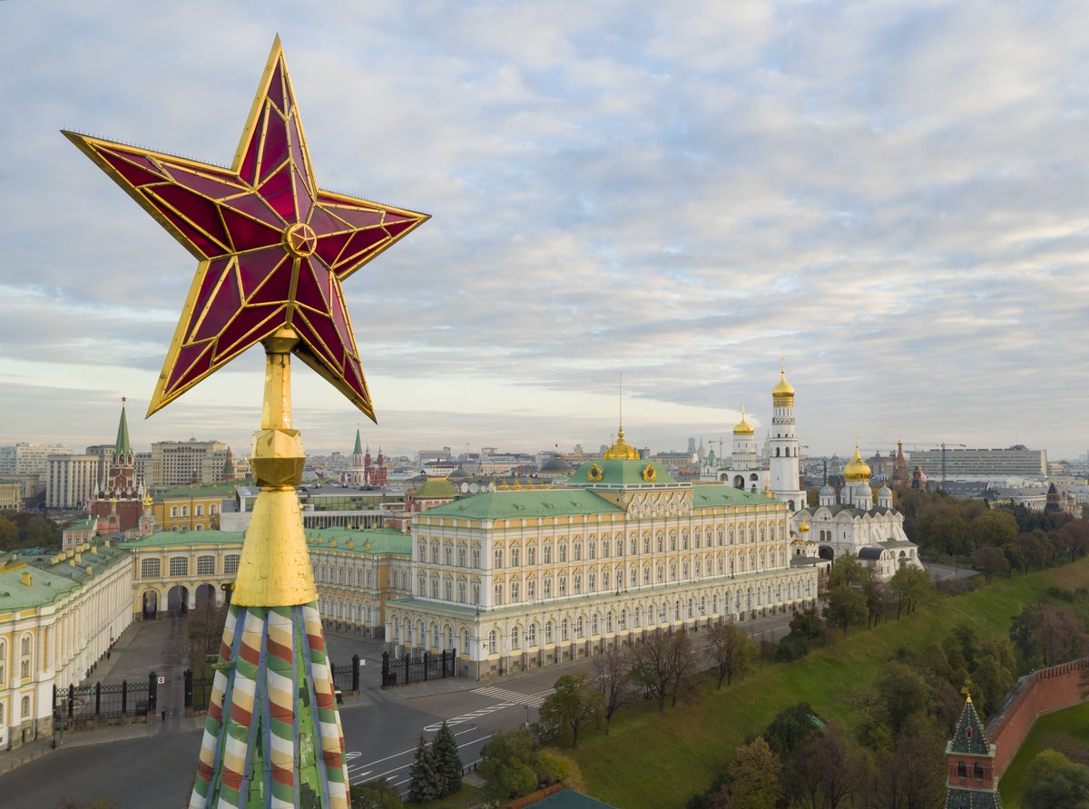 Рубиновая звезда на спасской башне