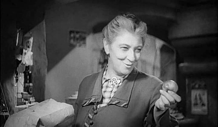 Кадр из к/ф «Мечта» (1941)