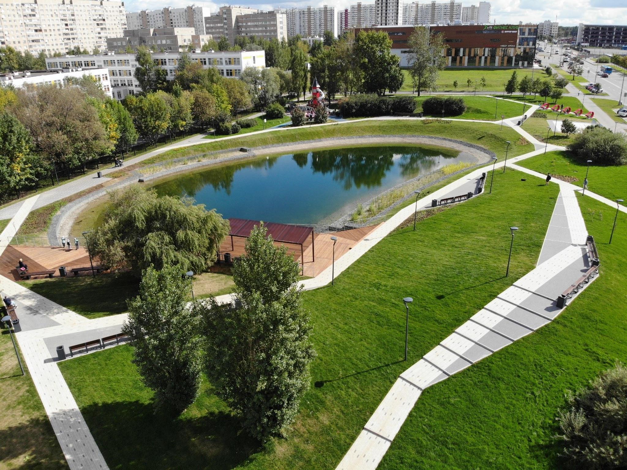 Солнцево. Солнцево район Москвы. Солнцево Ново Переделкино. Благоустройство Москвы. Современный парк в Москве.