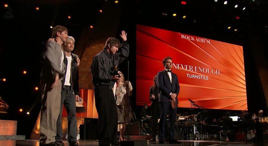 Фрагмент с трансляции «Грэмми 2026»