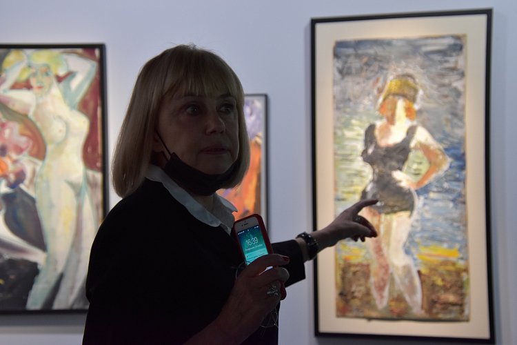 Наталья Волкова, координатор выставочных и издательских проектов, главный хранитель AZ MUSEUM