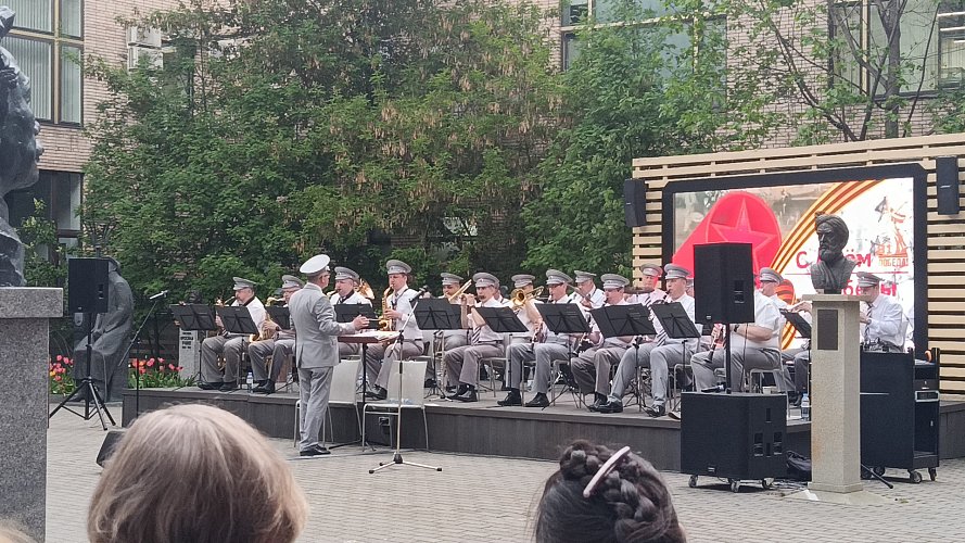 Елена Подлозная