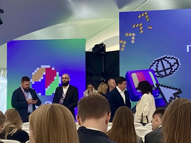 Светлана Буркова