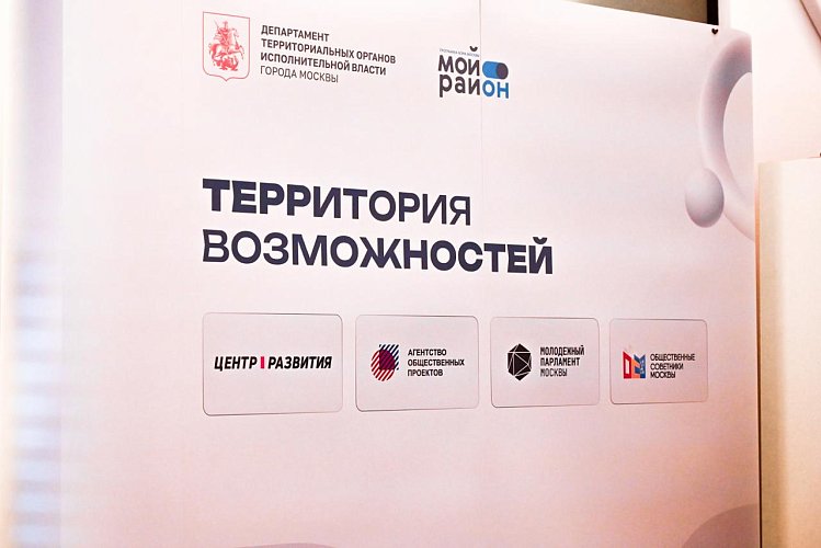 Ксения Глекова 