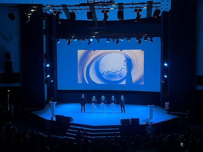 Алина Белогурова