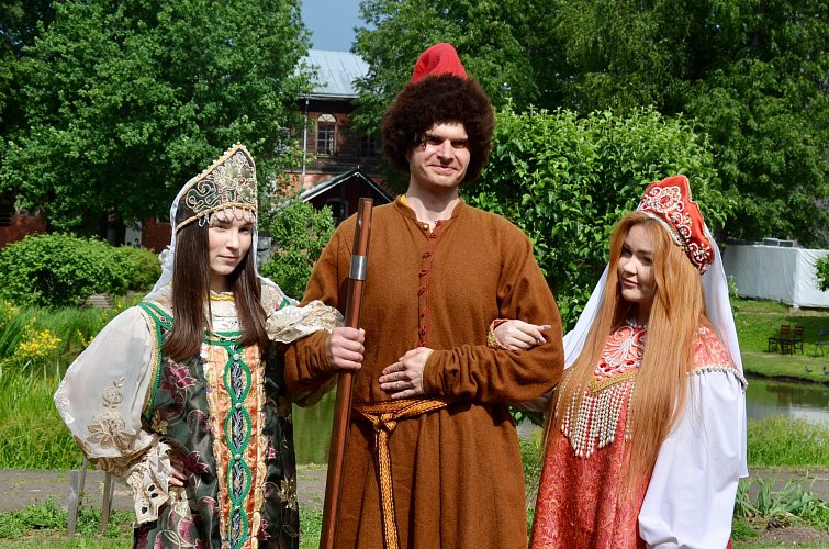 Алиса Хомич
