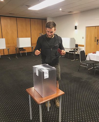 Самый ранний избиратель в мире проголосовал в Новой Зеландии (https://vk.com/venoru)