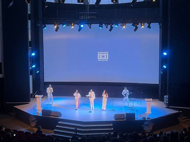 Алина Белогурова