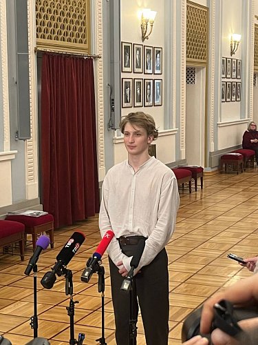 Алина Белогурова