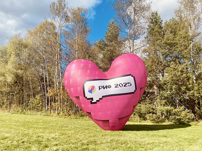 Светлана Буркова